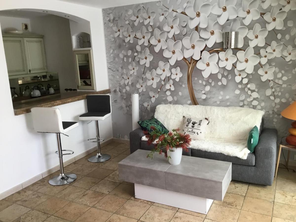 Mistral Gagnant Apartment Fréjus Екстериор снимка